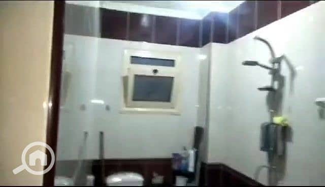 13 WhatsApp Video 2025-10-04 at 20.28. 46_6d8fad19_000085. jpg