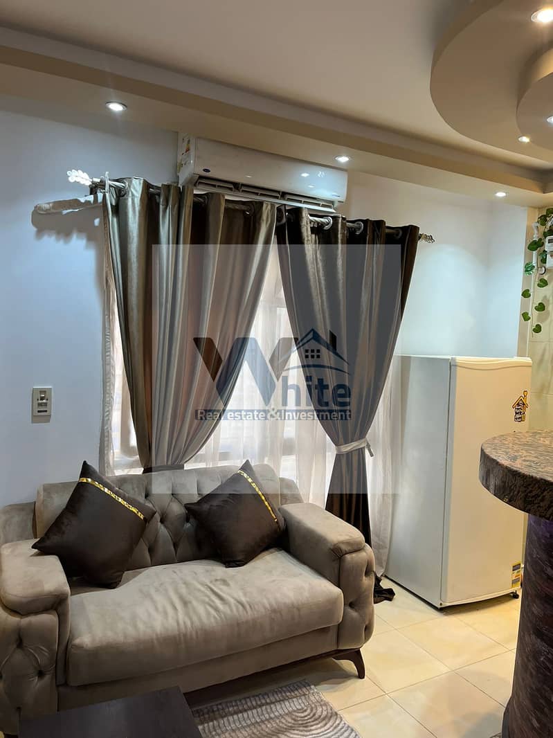 2 4c36d4c7-ae22-412d-804d-431a7b88fa2e. jpeg