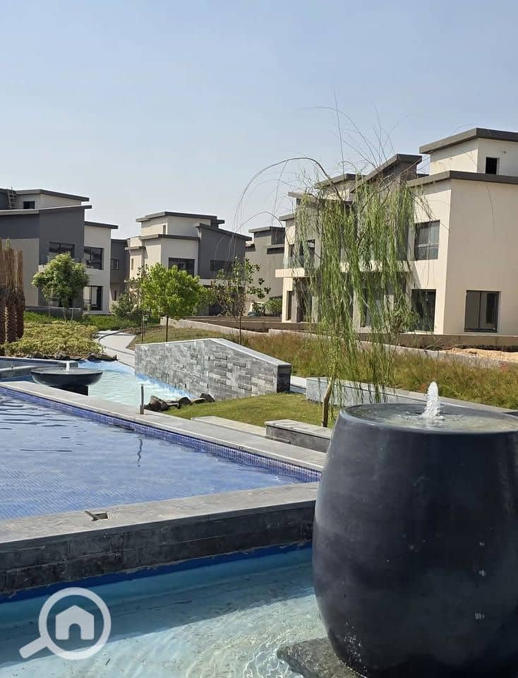 8 553244857_819611187307488_7178196536992505833_n. jpg