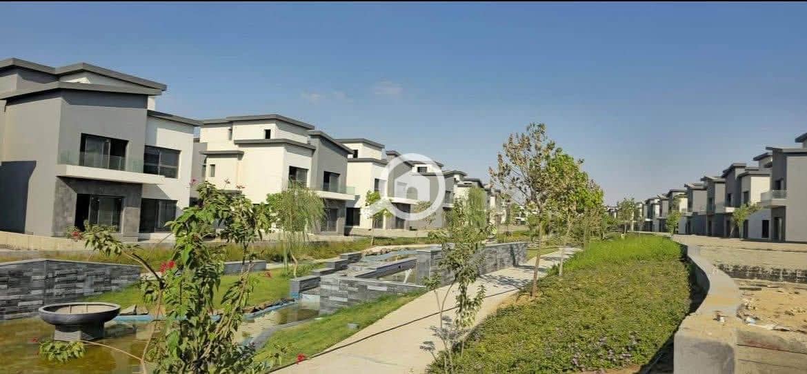 14 551379469_122149185686773734_5541375113287890803_n. jpg