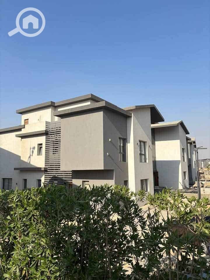 15 552144812_1999193970916411_7846582600122180285_n. jpg