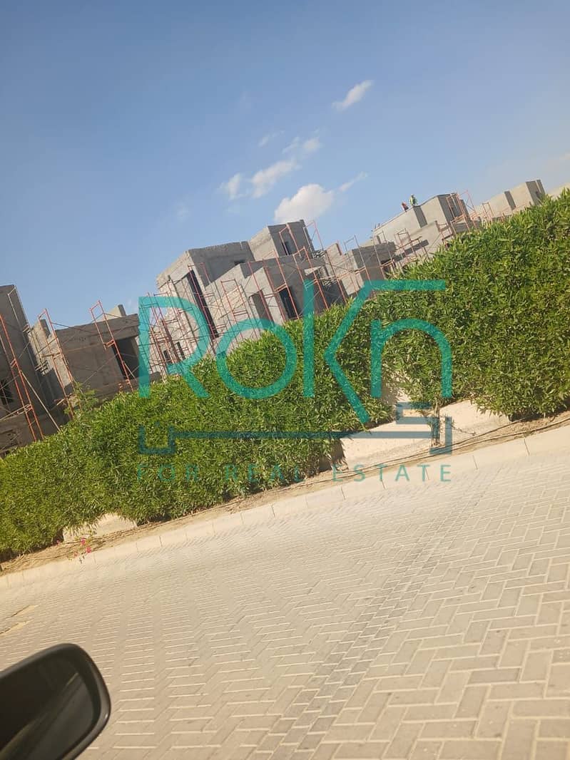 4 WhatsApp Image 2025-10-07 at 18.55. 21 (2). jpeg