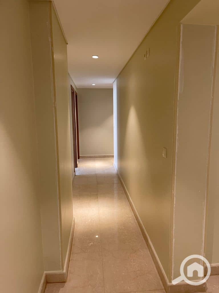5 77031e7a-faf0-434c-8028-32014e1cc902. jpg