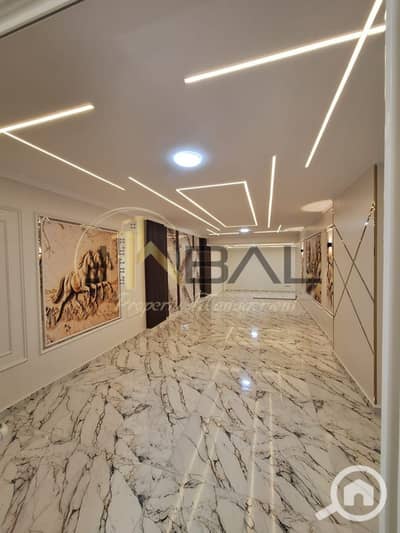 3 Bedroom Apartment for Sale in Miami, Alexandria - WhatsApp Image 2025-10-06 at 5.59. 04 PM (3). jpeg