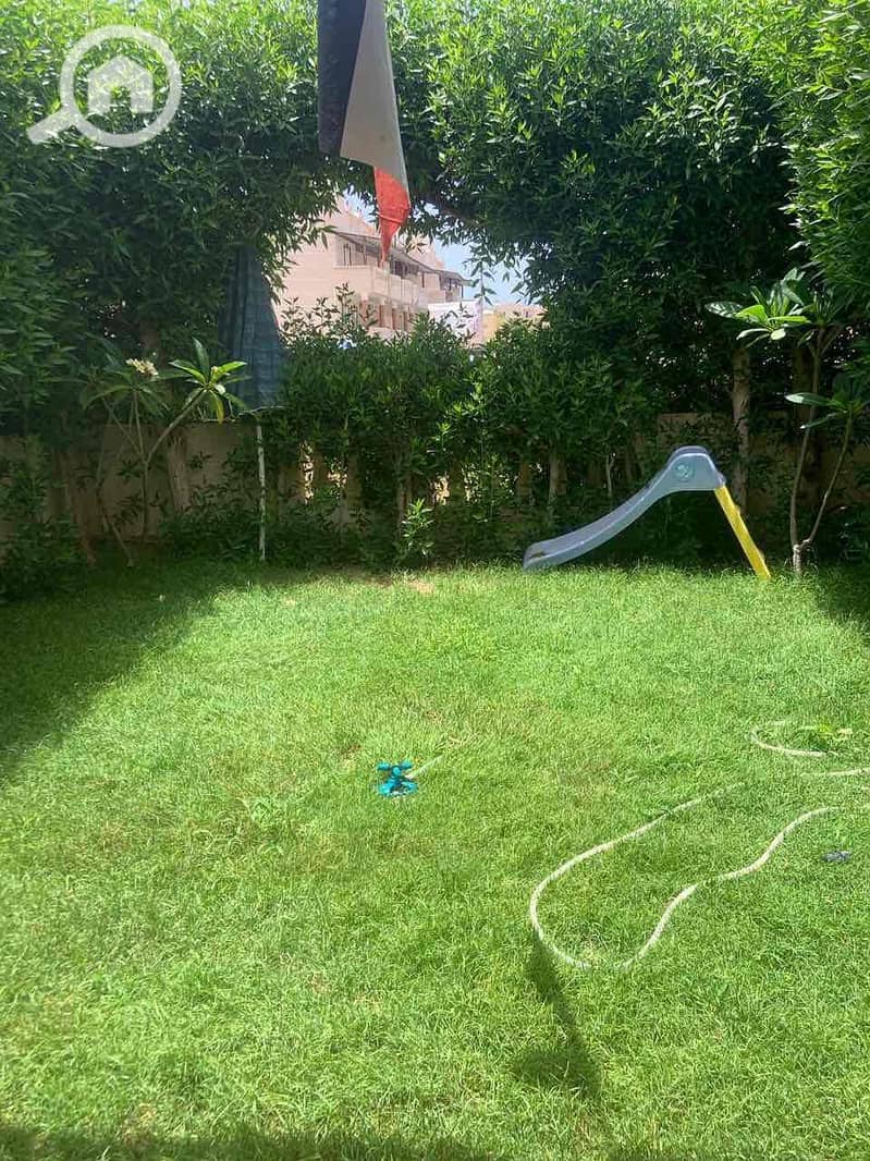 2 11857802-4e51-488c-8495-4d751fc5277a. jpg