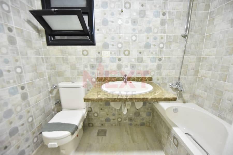 14 e955b6bd-c6c9-49aa-bec5-ef41436ac030. jpg
