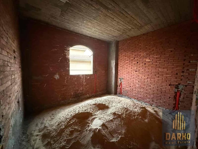 5 b86c1cbd-2abd-4f2f-906b-1099a04edf71. jpg