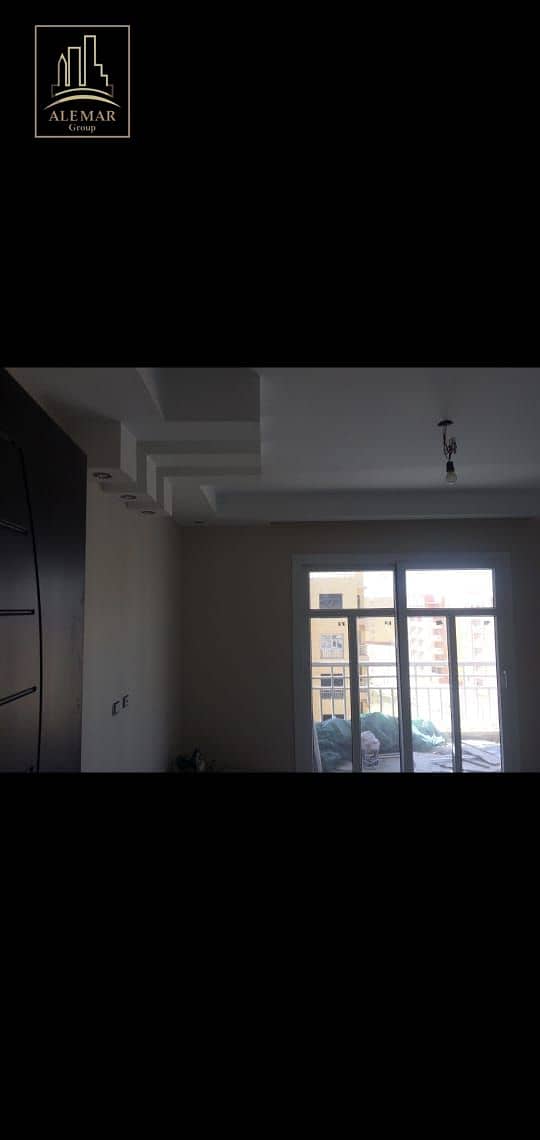2 24e523bd-bb21-45d3-afac-2a25d11debfe. jpeg