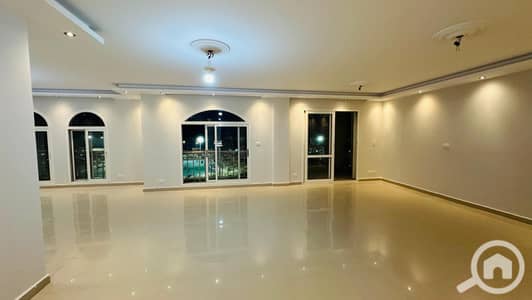 فلیٹ 3 غرف نوم للايجار في مدينتي، القاهرة - de29e751-1947-444d-a081-84158f1d520d. jpg