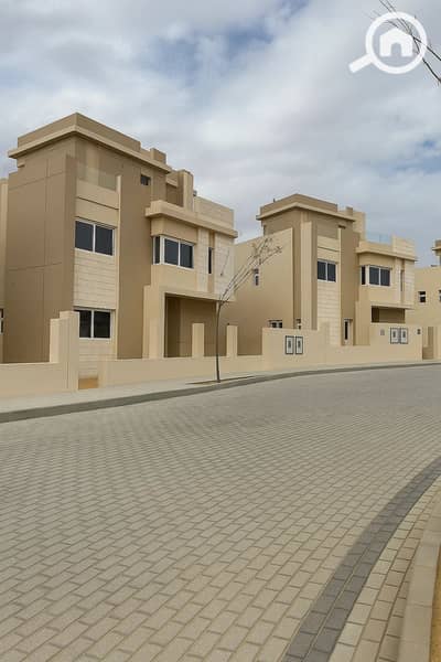 تاون هاوس 4 غرف نوم للبيع في 6 أكتوبر، الجيزة - assets_task_01k681e2m7e7qaeykp6hy3b7t6_1759059161_img_0. jpg