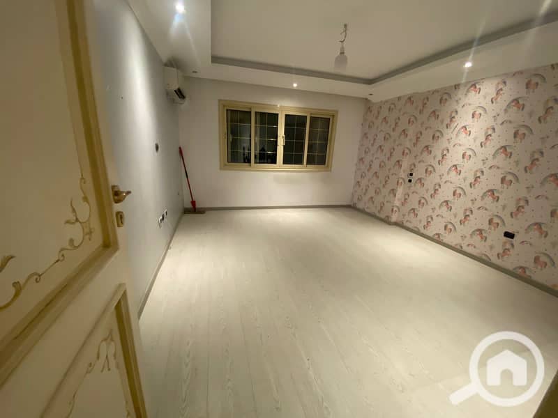 10 WhatsApp Image 2025-10-09 at 15.47. 15 (1). jpeg