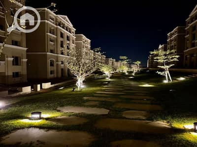 4 Bedroom Duplex for Sale in Mostakbal City, Cairo - lav15_800x600. jpg