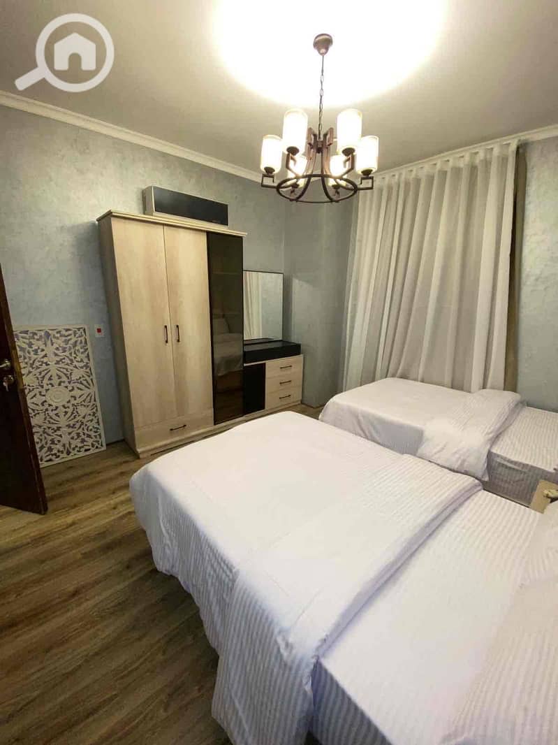 20 6c6d40cc-d9d7-4e01-87f2-ddbd8b4f1dfe. jpg