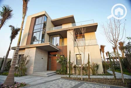 5 Bedroom Villa for Sale in Sheikh Zayed, Giza - 453718673_8099444920140230_5959370595951539963_n. jpg