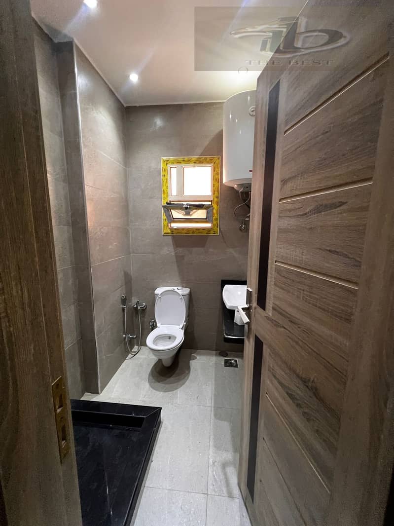 12 WhatsApp Image 2025-10-09 at 4.55. 11 PM. jpeg