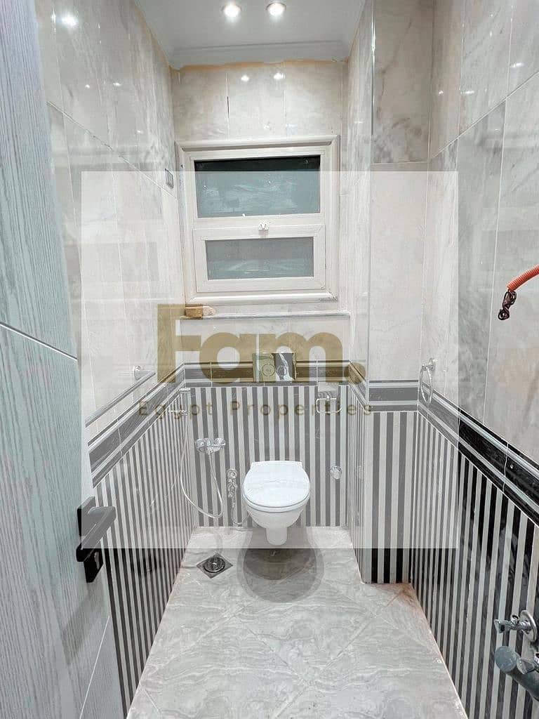 5 29ec4480-bb01-4379-8b9c-5d54f7405e43. jpg