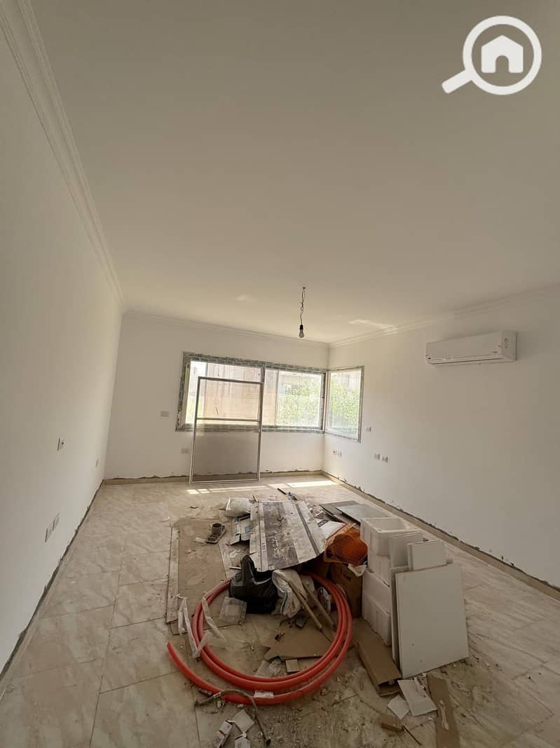 4 65e05ca7-de83-4ecc-ac53-8e0c6a9f17de. jpg