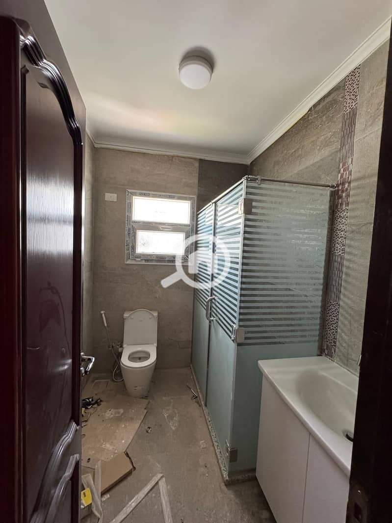 8 8364a287-c7b3-44e1-8537-f607ab2375cb. jpg