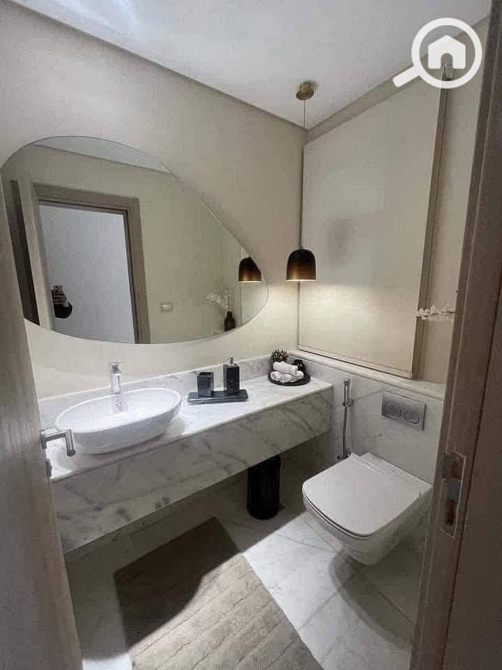 12 511287280_23936332689340504_4261493620742218912_n. jpg