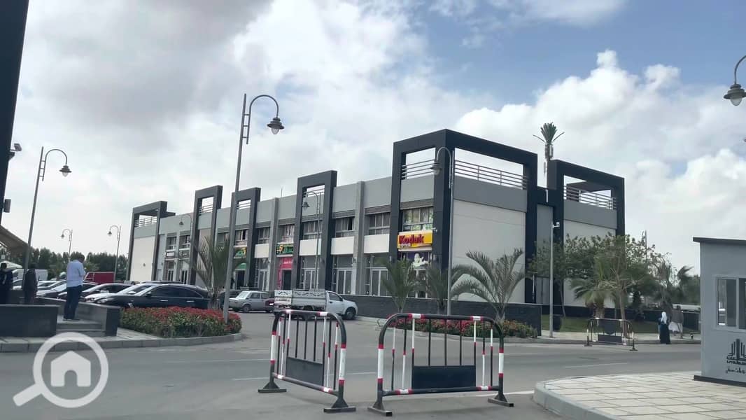 7 vlcsnap-2025-04-06-15h15m30s569. jpg