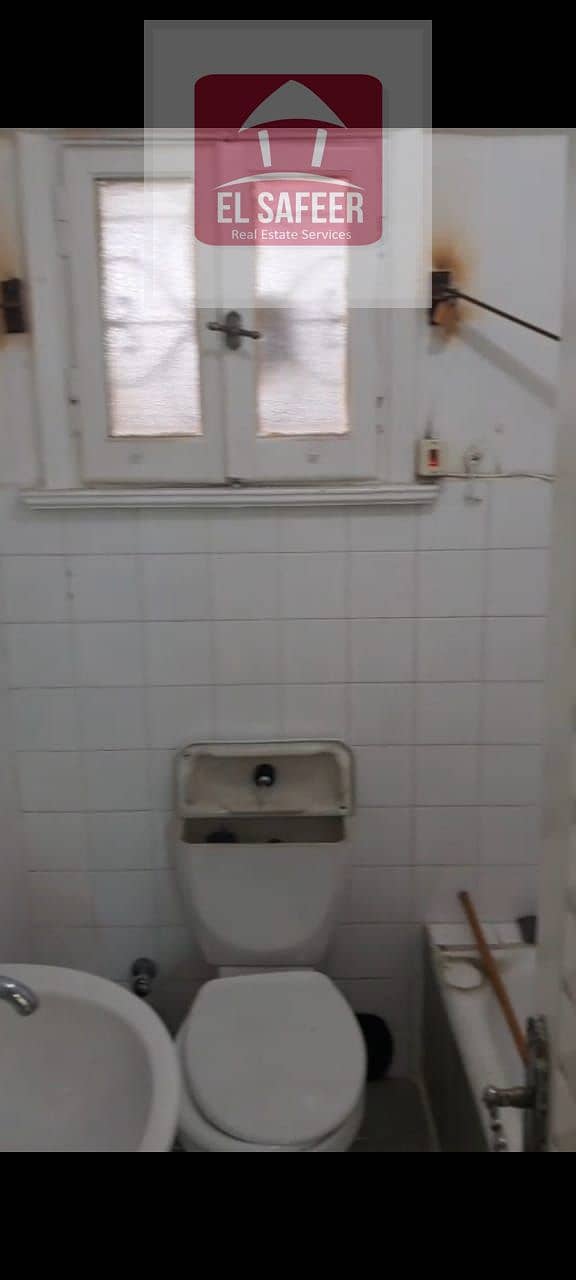 5 dbb6f4a5-16bd-4c0f-bb87-0d010072deaf. jpg