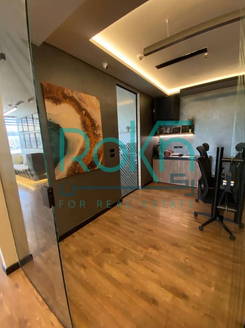 9 011977b2-7fc3-47bc-b27e-88aa244158c2. jpg