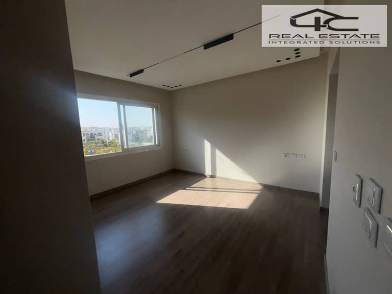 7 WhatsApp Image 2025-06-22 at 3.21. 52 PM (2). jpeg