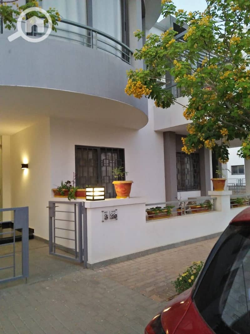 11 300218373_427628889344009_848660108263135194_n (1). jpg