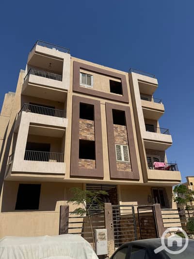3 Bedroom Flat for Sale in 6th of October, Giza - IMG-20251008-WA0089. jpg