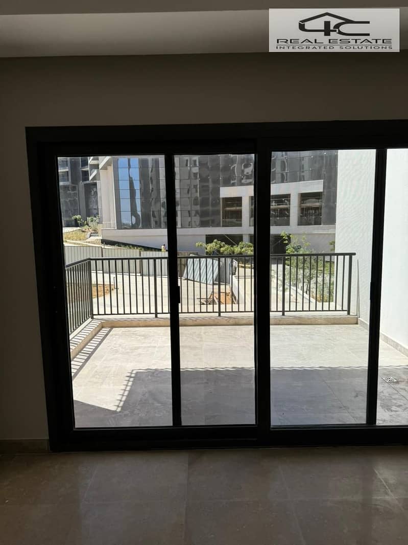 7 WhatsApp Image 2025-02-05 at 16.33. 55 (1). jpeg