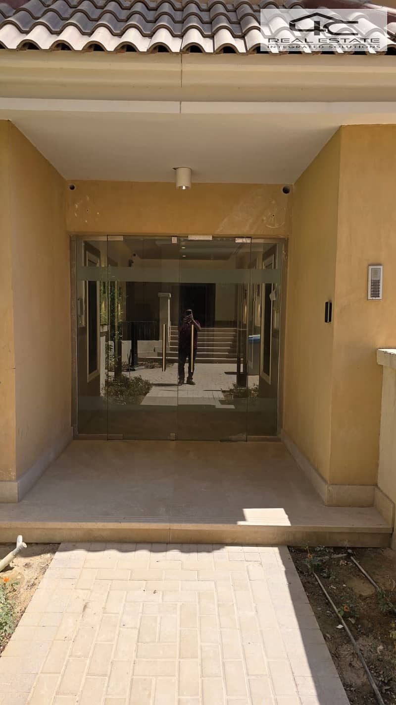 4 WhatsApp Image 2025-10-09 at 10.20. 32 PM. jpeg