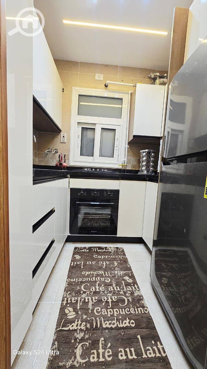 8 63d1cb61-0e95-48b3-b801-3f26d0b101b4. jpg