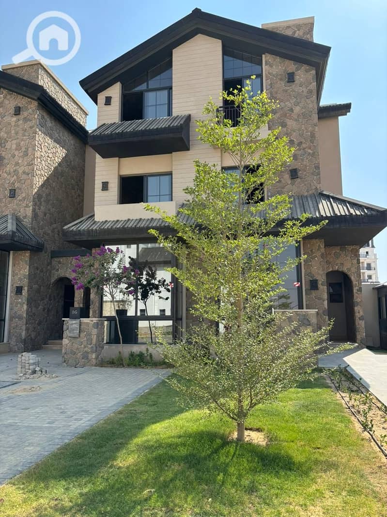 3 WhatsApp Image 2025-10-10 at 12.16. 54 AM. jpeg