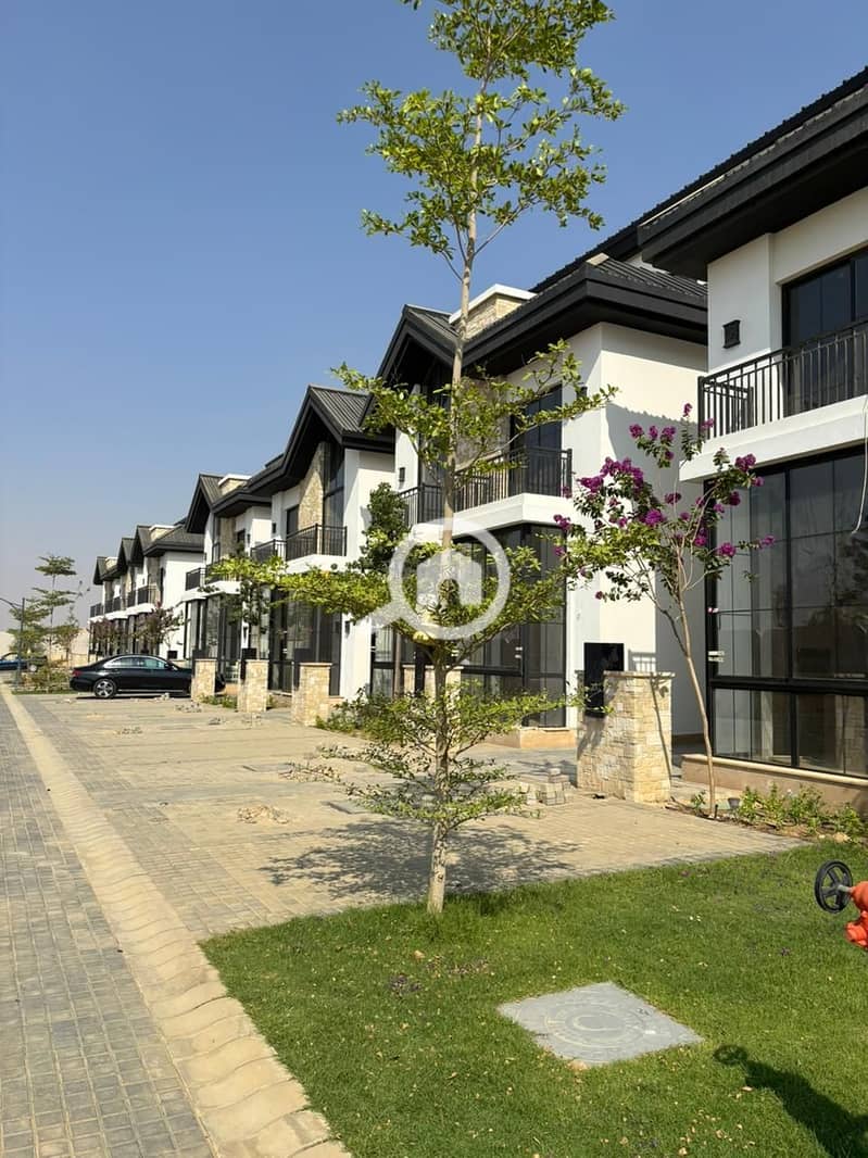 6 WhatsApp Image 2025-10-10 at 12.16. 55 AM (4). jpeg