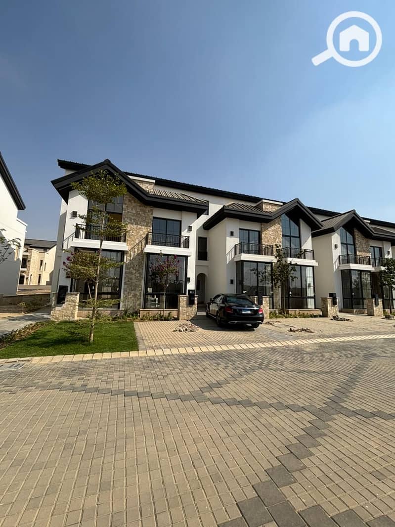 7 WhatsApp Image 2025-10-10 at 12.16. 55 AM (3). jpeg