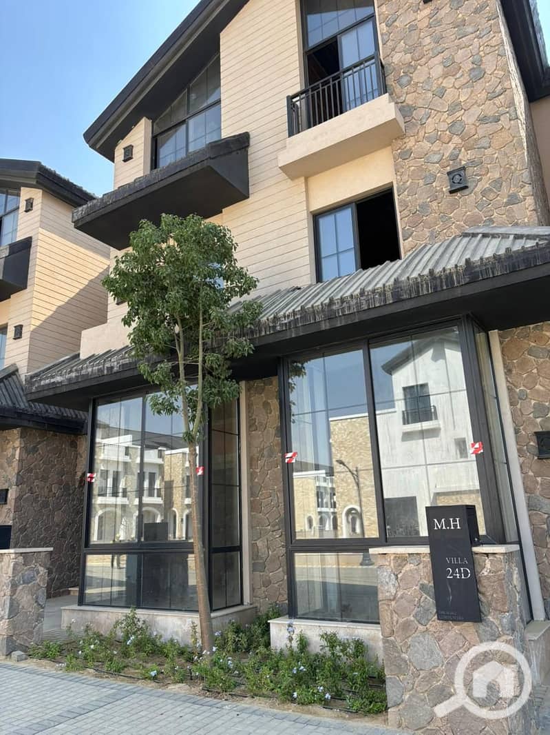 10 WhatsApp Image 2025-10-10 at 12.16. 54 AM (2). jpeg