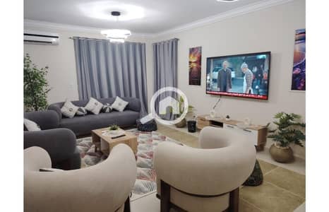 شقة 3 غرف نوم للايجار في الشيخ زايد، الجيزة - IMG-20251006-WA0009. jpg