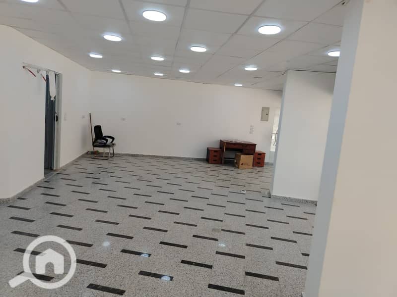 1000411143. jpg 1000411143. jpg