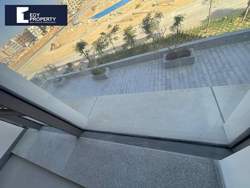 4 _files_5874d0b6-297f-4930-bd72-9d79698a10d1. jpeg