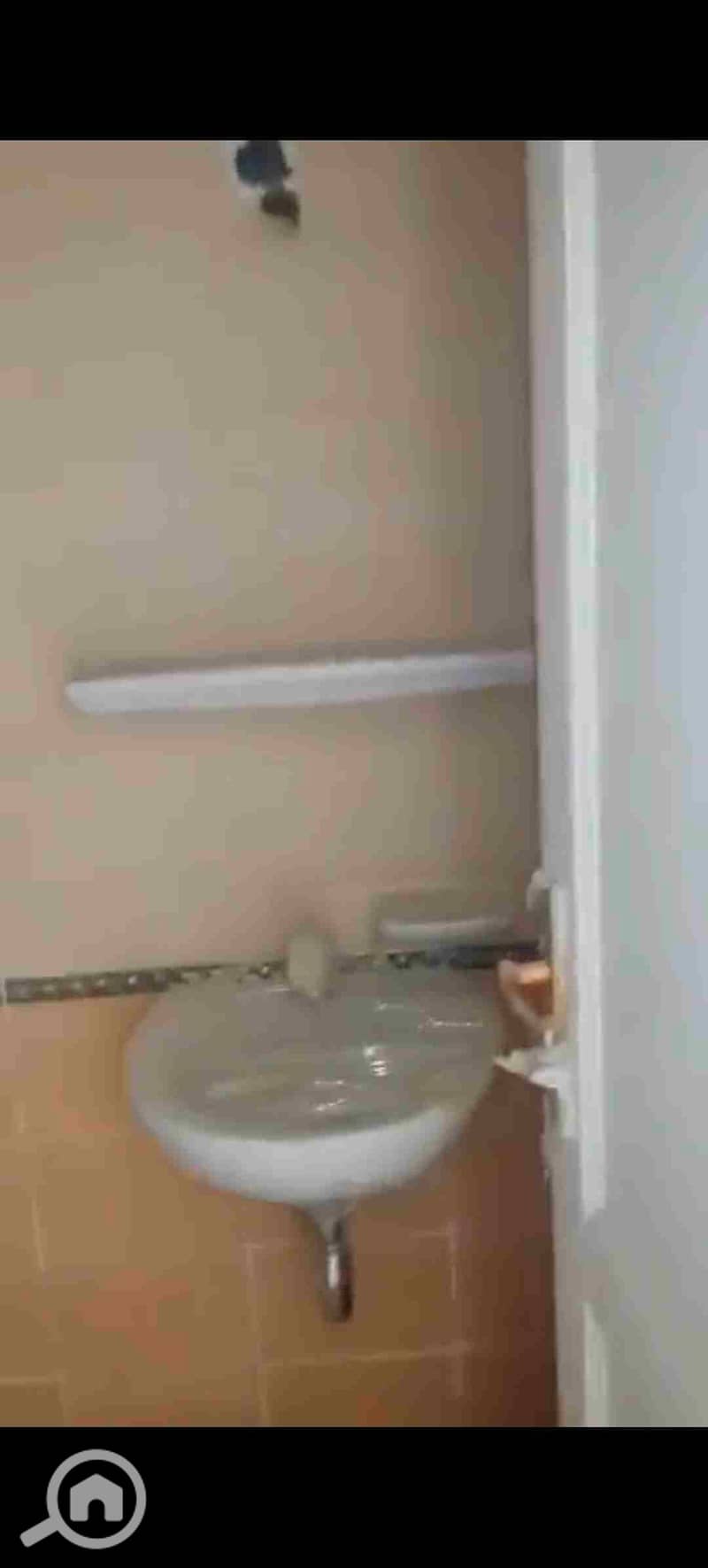 4 1000301106. jpg