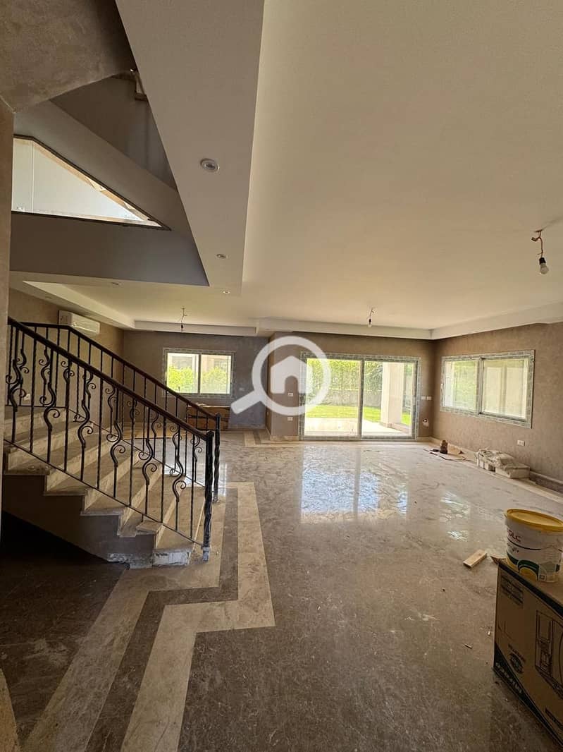 2 0efc4660-8473-4419-9deb-8379c45f951d. jpg