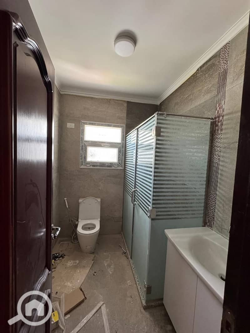 5 8364a287-c7b3-44e1-8537-f607ab2375cb. jpg