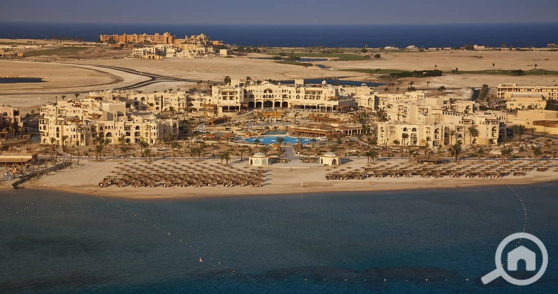 4 egypt-hurghada-soma-bay-beach-kempinski-aerial-view-orig. jpg