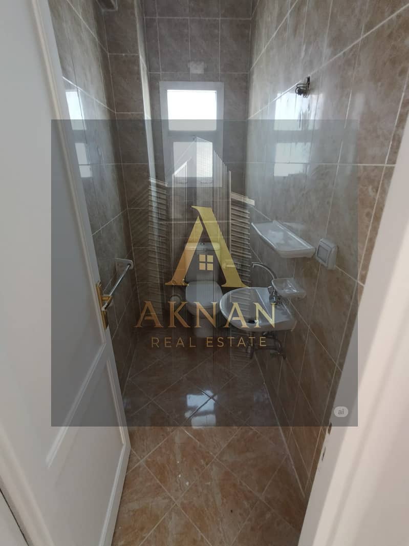 7 WhatsApp Image 2025-10-06 at 18.47. 44 (4). jpeg