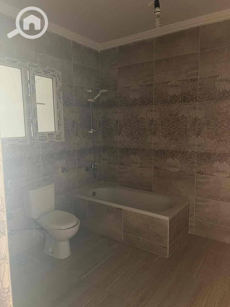 16 82cc1b08-6c61-43ae-a9c2-231293138245. jpg