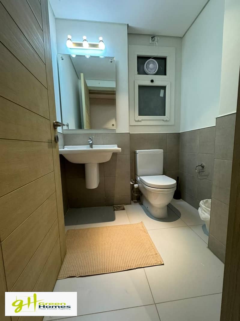 5 WhatsApp Image 2025-10-10 at 21.51. 35. jpeg