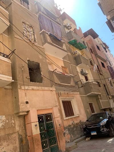Residential Land for Sale in Fayoum City, Fayoum - منزل 75 متر مكون من 4 ادوار و السطح للبيع دارماد شارع ابو صلاح الصعيدى