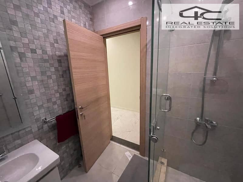 6 WhatsApp Image 2025-09-30 at 9.41. 12 PM (1). jpeg