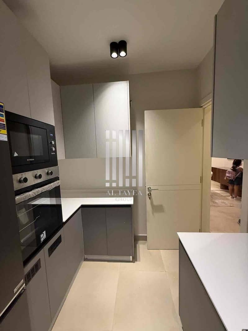 3 4dbfea09-eb65-4d33-b8d6-bf7af92f7d4b. jpg