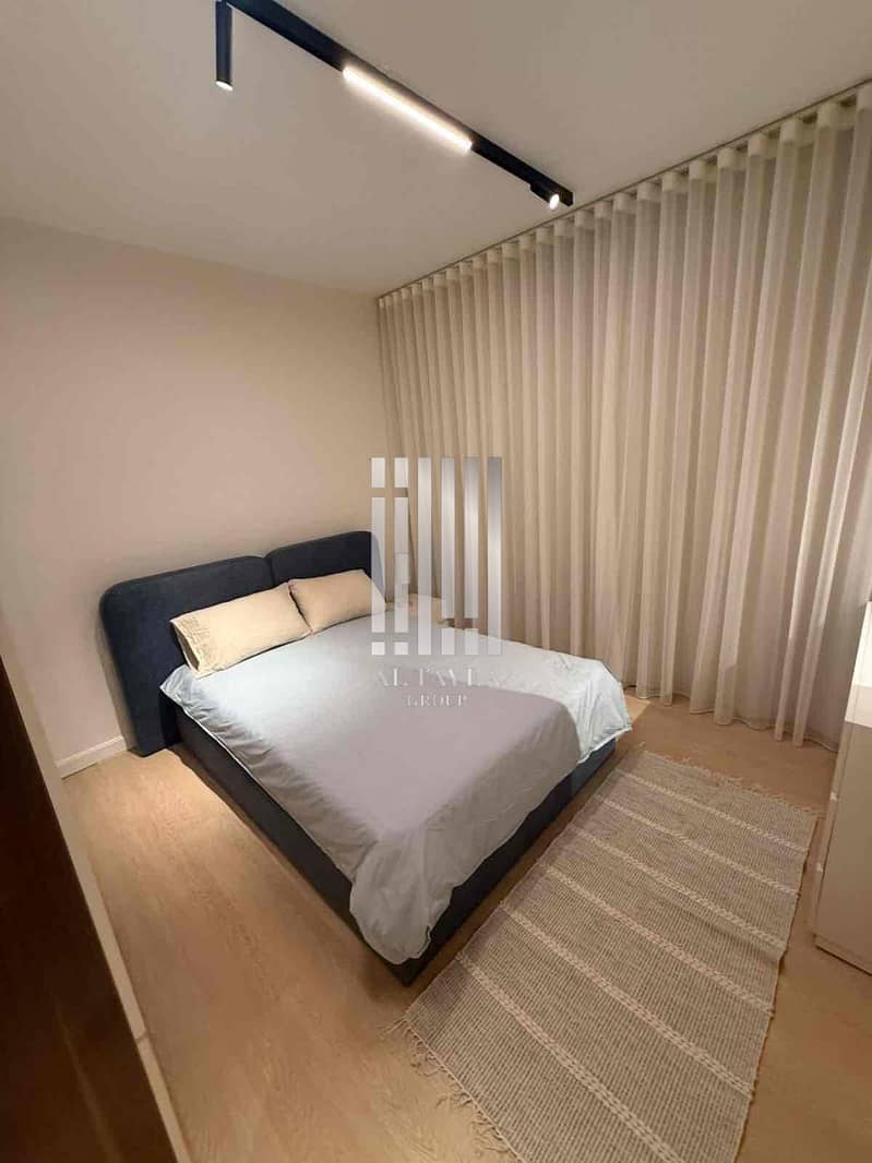 12 2b7774ab-5cd1-4914-80e2-a3623ac0c50e. jpg